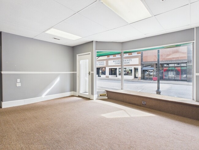 248 Main St in New Martinsville, WV - Building Photo - Building Photo