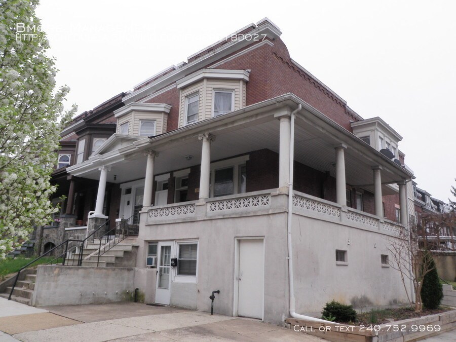 301 E 33rd St-Unit -B in Baltimore, MD - Building Photo