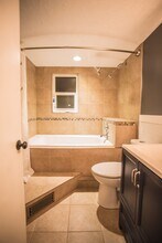 931 Green Oaks Dr, Unit Basement in Bountiful, UT - Building Photo - Building Photo