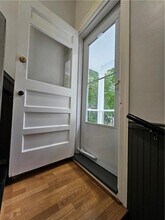 51 Chace Ave in Providence, RI - Foto de edificio - Building Photo