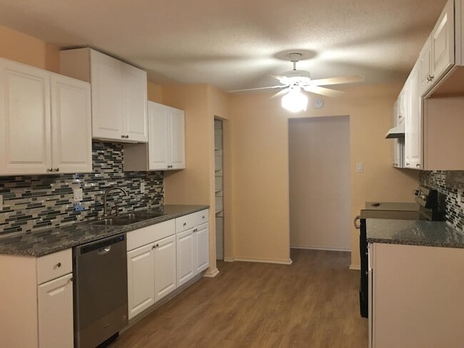 1810 N 38th St in Killeen, TX - Building Photo - Building Photo