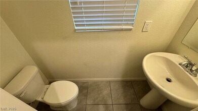 5035 Lakewood Creek Ave in Las Vegas, NV - Building Photo - Building Photo