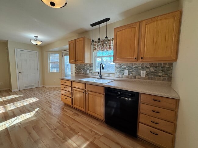 2532 N Bootmaker Dr in Beloit, WI - Foto de edificio - Building Photo