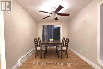 205 Lavergne St in Ottawa, ON - Building Photo - Building Photo