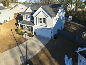 23 Okame Ct in Spring Lake, NC - Building Photo - Building Photo