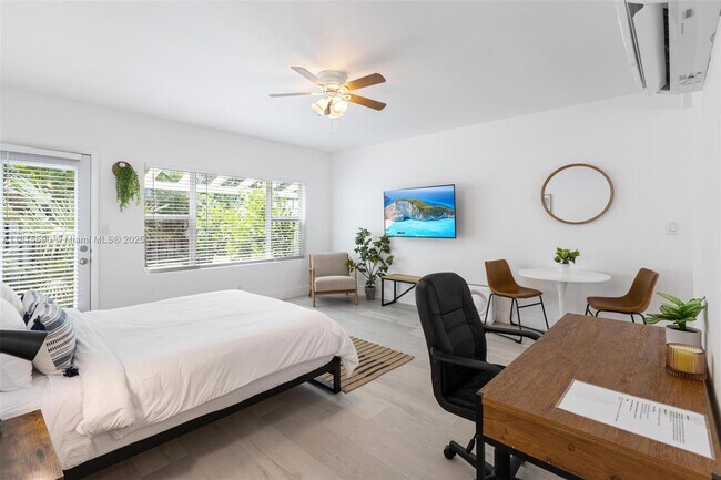 301 NE 17th Ave in Fort Lauderdale, FL - Building Photo - Building Photo