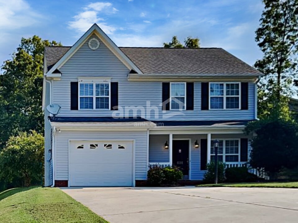 606 3 Oaks Dr in High Point, NC - Building Photo