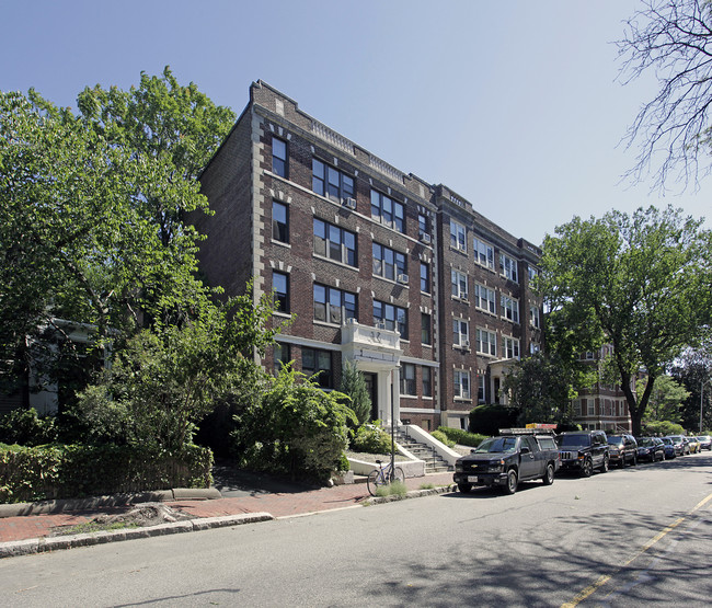 333 Harvard St in Cambridge, MA - Foto de edificio - Building Photo