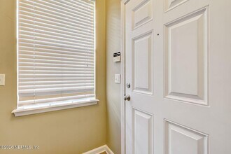 9762 Summer Grove Way S in Jacksonville, FL - Building Photo - Building Photo