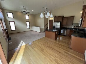 15212 Maryland Ave in Savage, MN - Building Photo - Building Photo