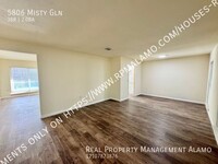 5806 Misty Glen in San Antonio, TX - Foto de edificio - Building Photo