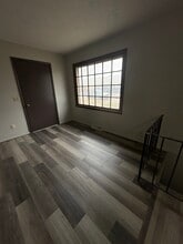 925 Greeley Ave in Salina, KS - Building Photo - Building Photo