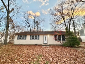 306 New Jersey Rd in Pemberton Township, NJ - Building Photo