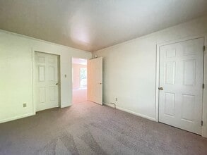 617 Goodes Ferry Rd in South Hill, VA - Building Photo - Building Photo