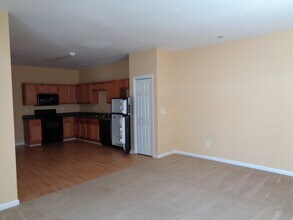 7041 Somerset Springs Dr in Charlotte, NC - Building Photo - Building Photo