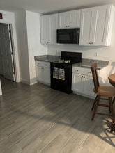 0Fort Myers, Unit 1 in Ft. Myers, FL - Building Photo - Building Photo