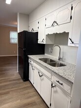 1247 Pleasant View Dr in Cookeville, TN - Foto de edificio - Building Photo