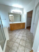 10144 Atkins Dr in Elk Grove, CA - Building Photo - Building Photo