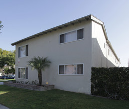 1018 S Malden Ave in Fullerton, CA - Building Photo - Building Photo