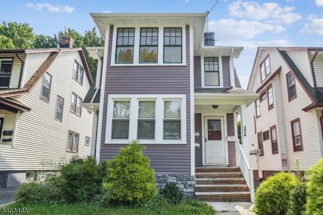 property at 224 Ward Pl