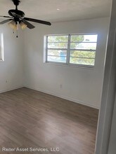 1931 NE 168th St in North Miami Beach, FL - Building Photo - Building Photo