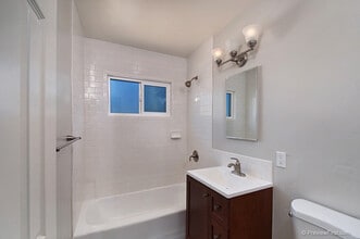 4459 1/2 52nd St in San Diego, CA - Building Photo - Building Photo