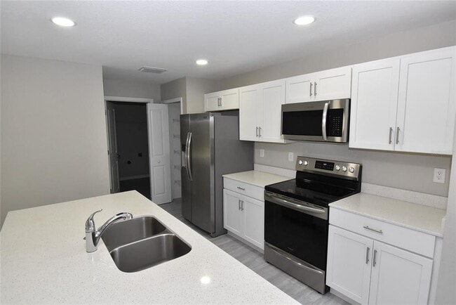 212 Antis Dr in Rotonda West, FL - Building Photo - Building Photo