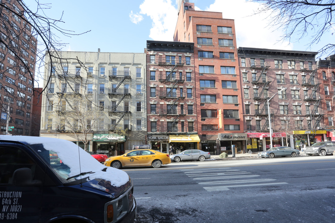 1413 York Avenue in New York, NY - Foto de edificio