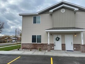 2001 Lawrence Ln, Unit 1102 in Blackfoot, ID - Building Photo
