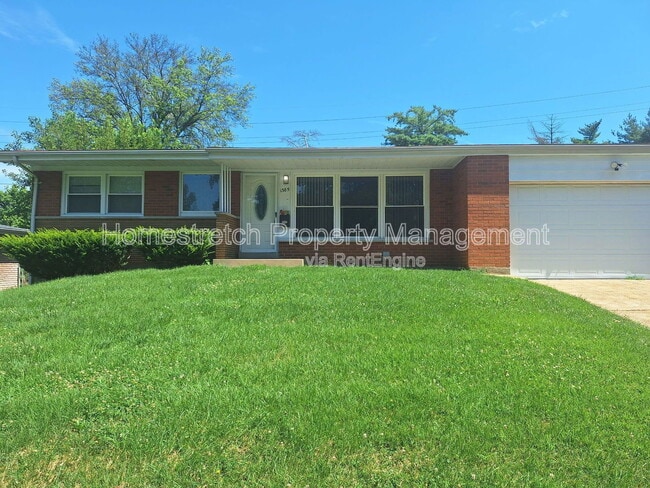 1385 Wadsworth Dr