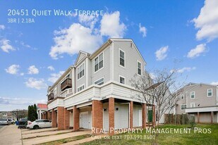 20451 Quiet Walk Terrace in Ashburn, VA - Building Photo
