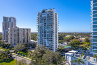 Bayshore Regency Condominiums in Tampa, FL - Building Photo - Building Photo