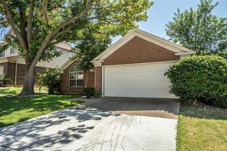 2533 Forestwood Dr in Flower Mound, TX - Building Photo - Building Photo