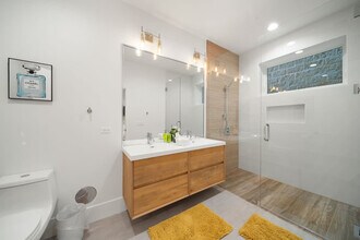 2110 W Washington Blvd in Chicago, IL - Building Photo - Building Photo