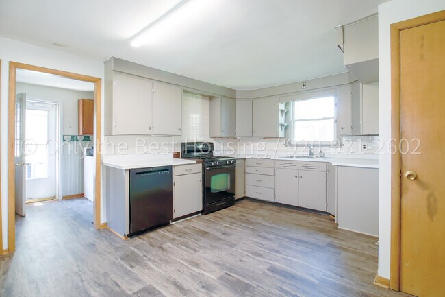 W1689 Co Rd G in Randolph, WI - Building Photo - Building Photo