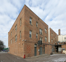 482-496 Snelling Ave in St. Paul, MN - Building Photo - Building Photo