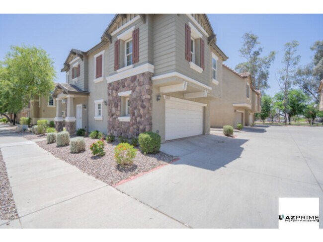 5616 S 21st Pl in Phoenix, AZ - Building Photo - Building Photo