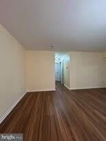 3223 Valley Dr in West Chester, PA - Building Photo