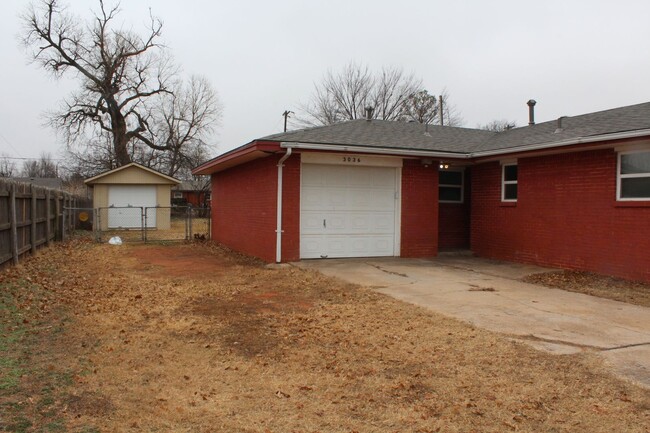 3036 SE 20th St in Del City, OK - Building Photo - Building Photo