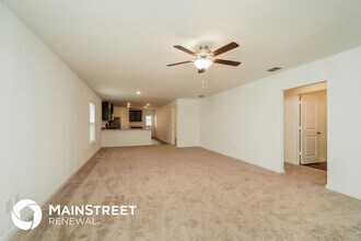 4214 Trail de Paris in New Braunfels, TX - Building Photo - Building Photo