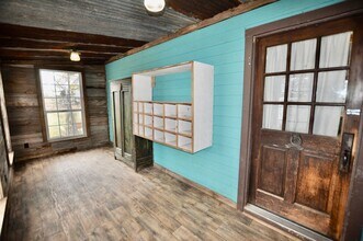 1846 Ranger Hwy in Weatherford, TX - Building Photo - Building Photo