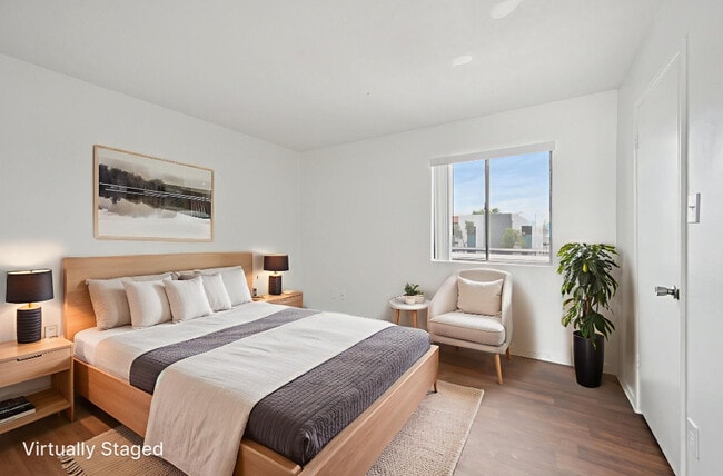 Casa Sol Apartments in Phoenix, AZ - Foto de edificio - Building Photo