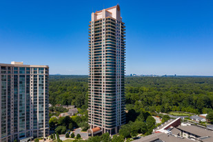 Park Avenue in Atlanta, GA - Foto de edificio - Building Photo