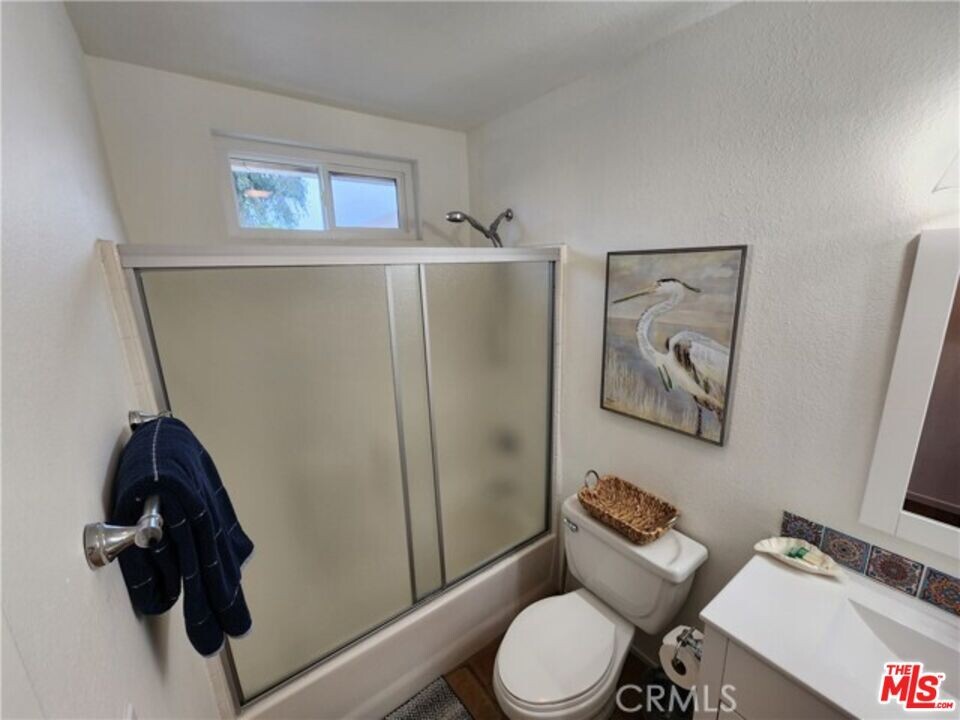 37200 Glen Oaks Rd in Temecula, CA - Building Photo