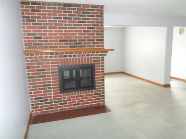 537 S High St in Harrisonburg, VA - Building Photo - Building Photo