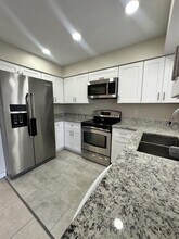 741 NE 7th Pl in Cape Coral, FL - Building Photo - Building Photo