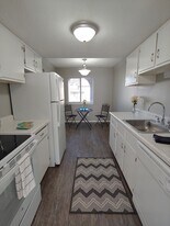 Misty Glen Apartments and Townhomes