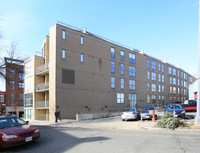 Adams Row in Washington, DC - Foto de edificio - Building Photo