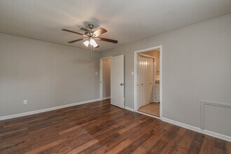 208 17th Ave N in Texas City, TX - Building Photo - Building Photo