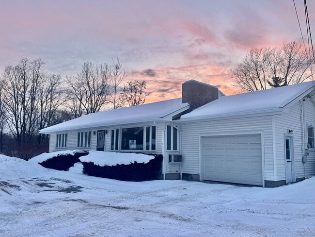 property at 9 River St